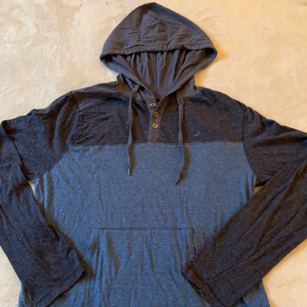 Airwalk Men’s Small Pullover Hoodie